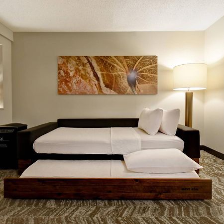 Springhill Suites By Marriott Atlanta Кенесоу Екстериор снимка