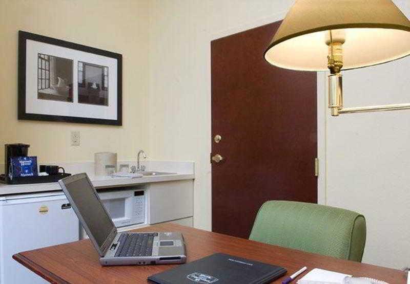 Springhill Suites By Marriott Atlanta Кенесоу Екстериор снимка
