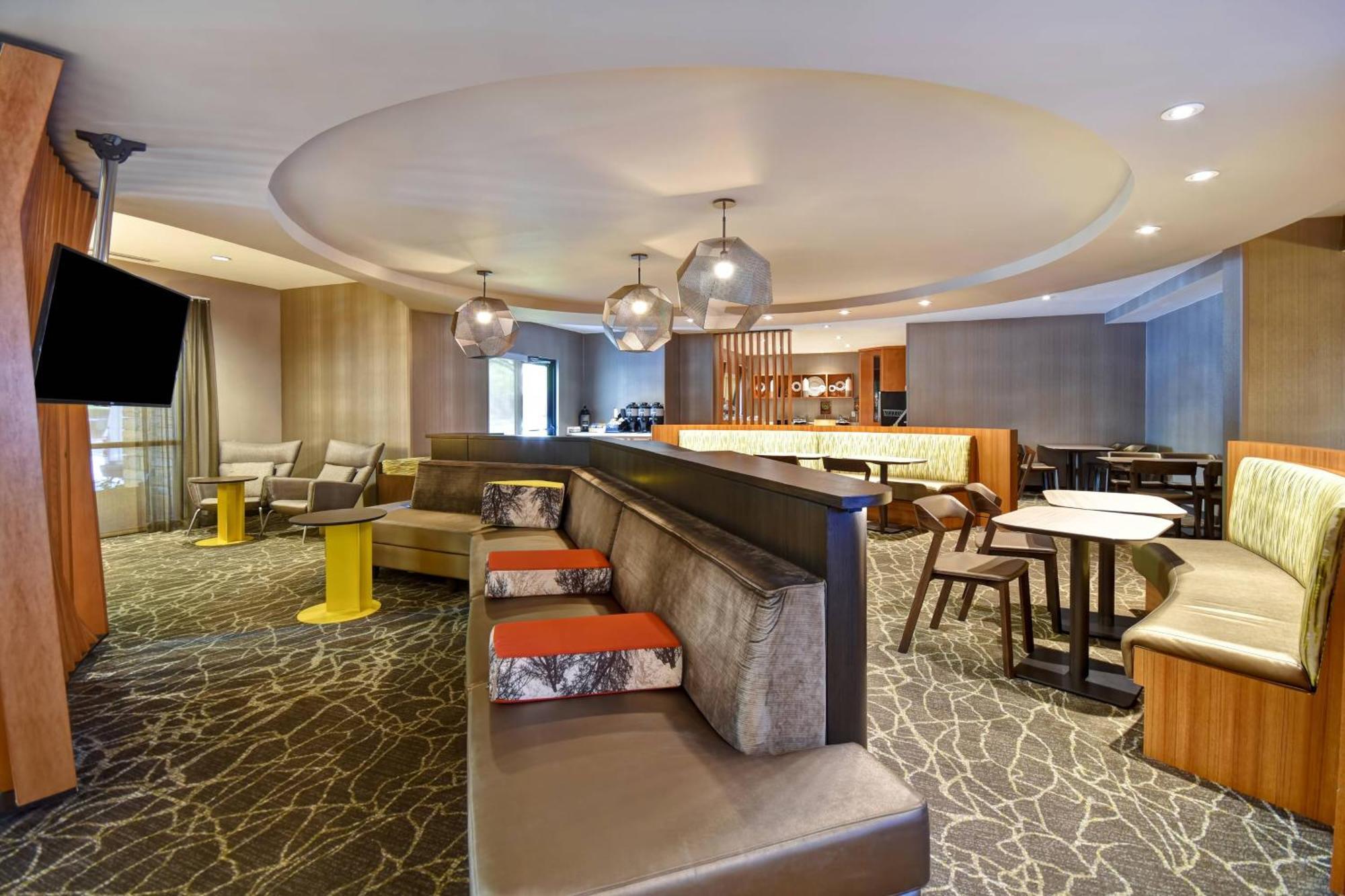 Springhill Suites By Marriott Atlanta Кенесоу Екстериор снимка