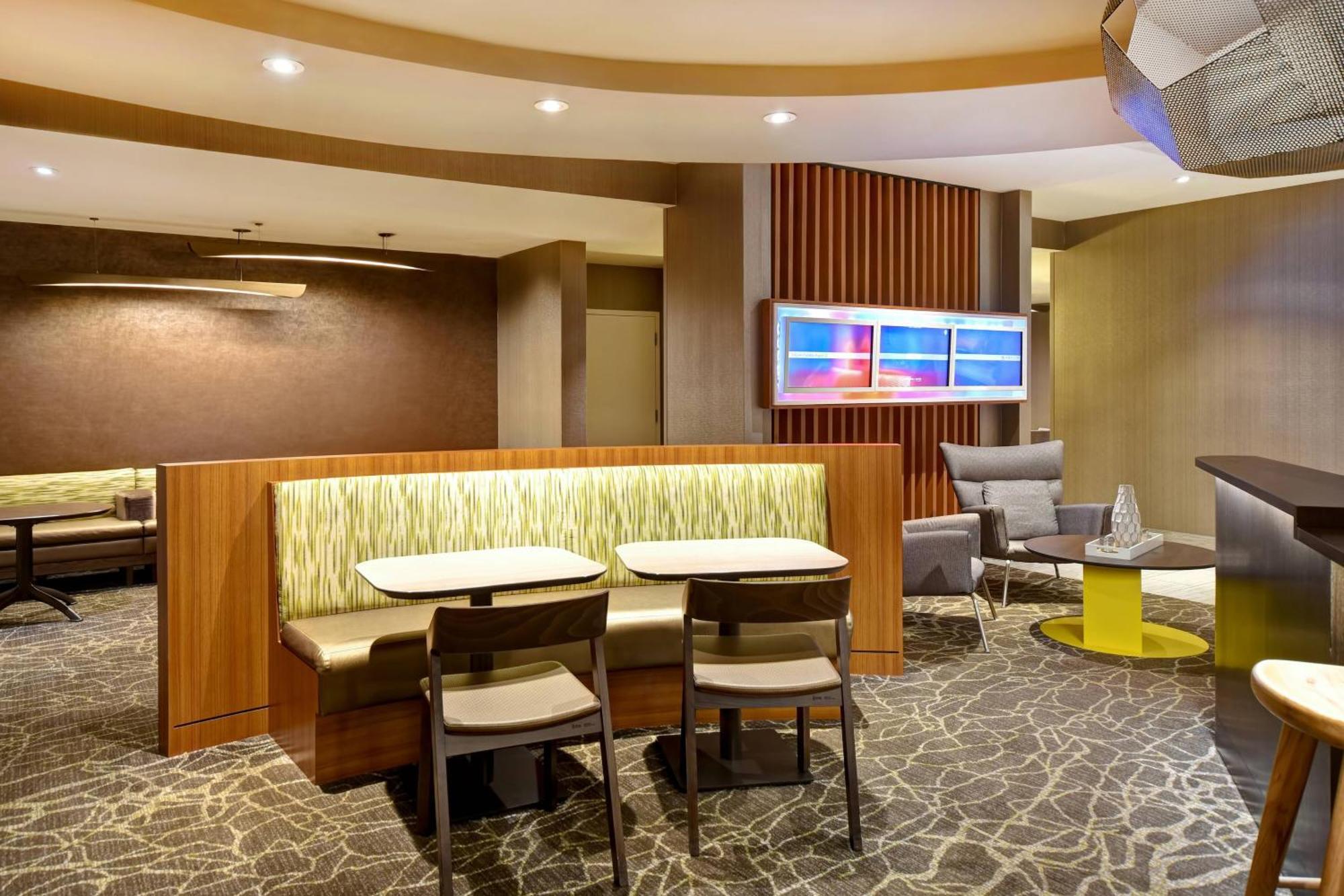 Springhill Suites By Marriott Atlanta Кенесоу Екстериор снимка
